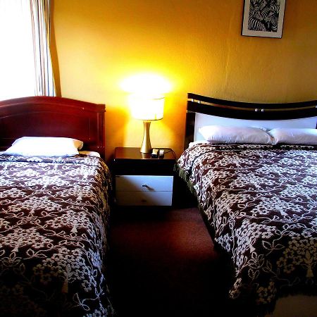 Aqua Hostal Mabel Cuenca Extérieur photo
