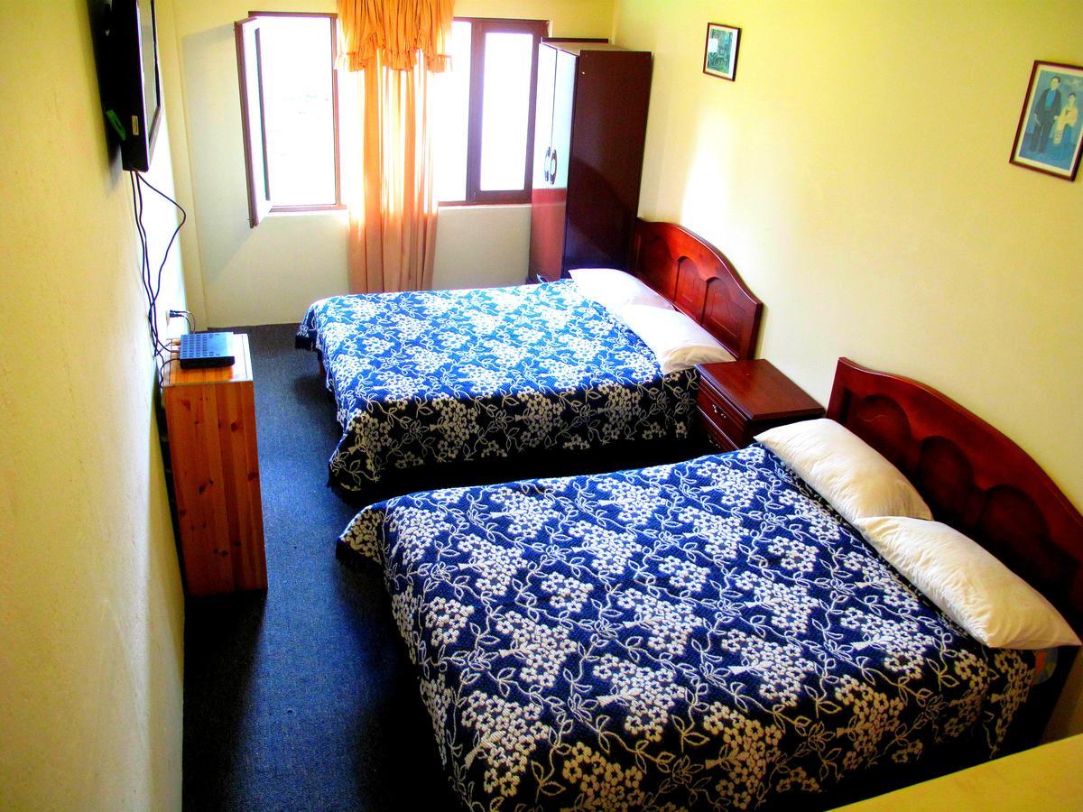 Aqua Hostal Mabel Cuenca Extérieur photo