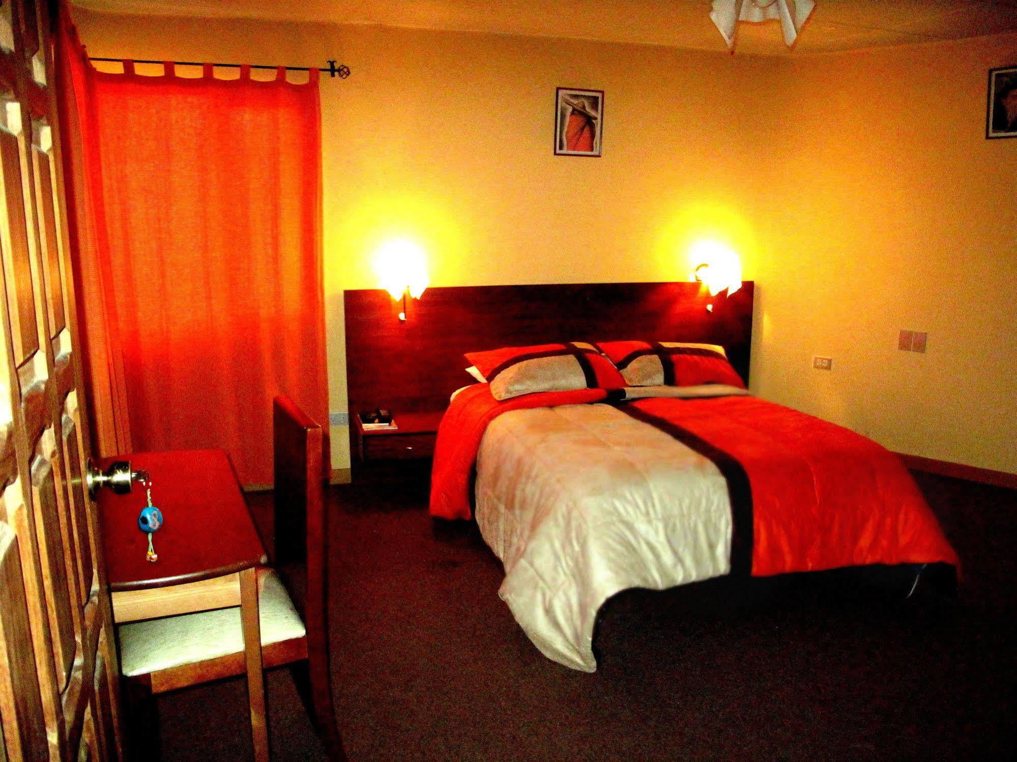 Aqua Hostal Mabel Cuenca Extérieur photo